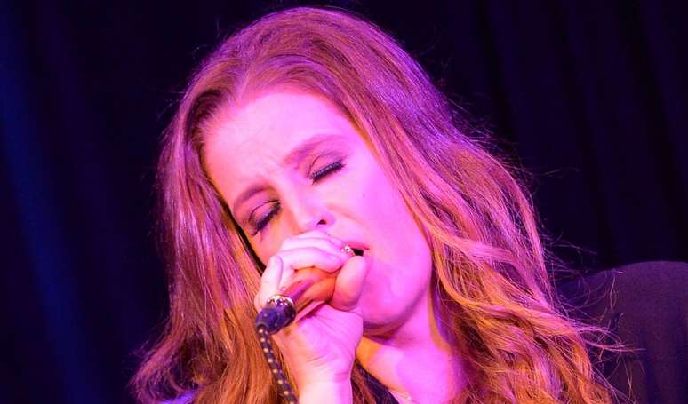 Morre Lisa Marie Presley, única filha de Elvis Presley