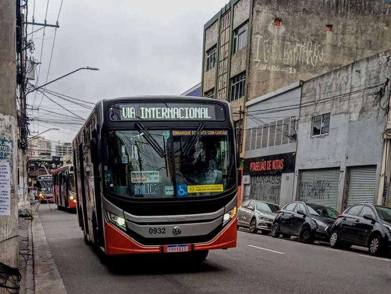 Em 2022, a Prefeitura de Osasco disse que não aumentaria a passagem, mas fez o reajuste em abril. Em janeiro veio o segundo aumento @Paulo Talarico/Agência Mural