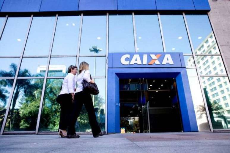 Agência da Caixa Econômica Federal, que decidiu suspender o empréstimo consignado do Auxílio Brasil.