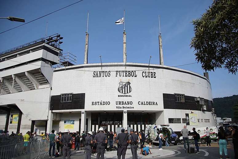 Santos FC on X: Santos Futebol Clube. 👑⚪️⚫️  / X