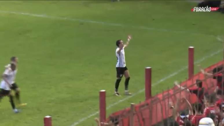 Pablo anotou três gols na vitória do CAP (Foto: Reprodução/Furacão TV)