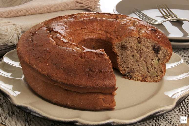 Bolo de maçã com aveia – Foto: Guia da Cozinha