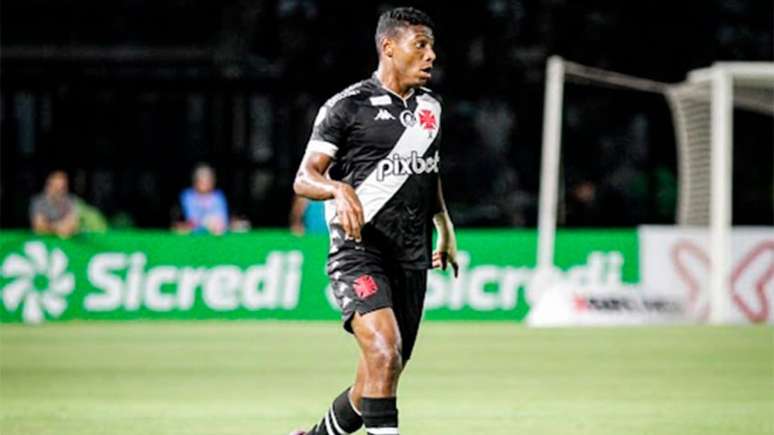 Lyncon Jovem zagueiro do Vasco fala sobre boa estreia no time profissional