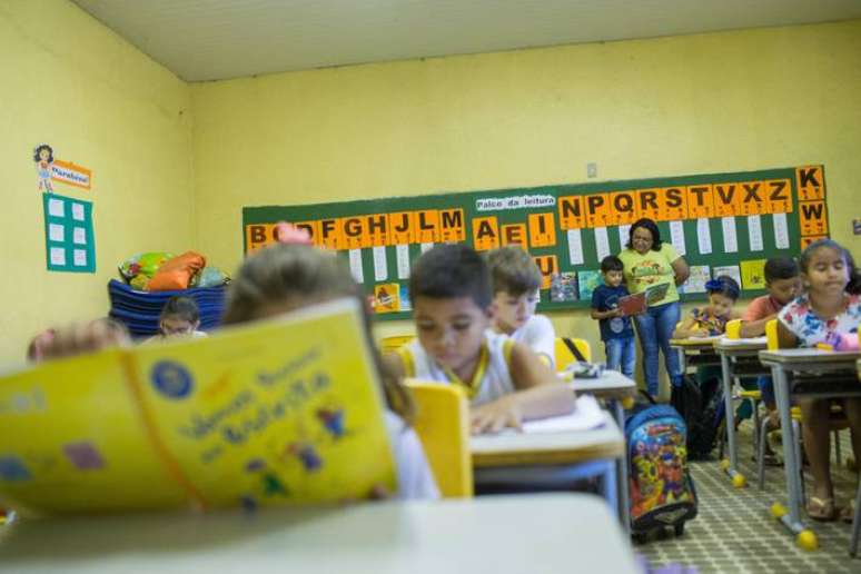 Para especialistas, avaliar crianças pequenas da educação infantil, algo ainda pouco comum, pode ajudar a garantir uma aprendizagem efetiva e melhor desenvolvimento durante toda a jornada escolar.