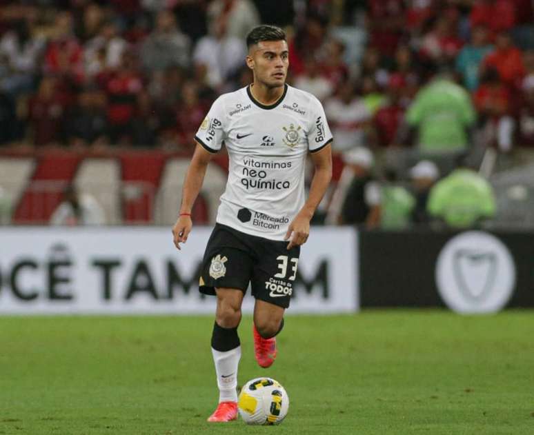 Fausto Vera deixou o gramado com dores no tornozelo direito (Foto: Rodrigo Coca / Agência Corinthians)