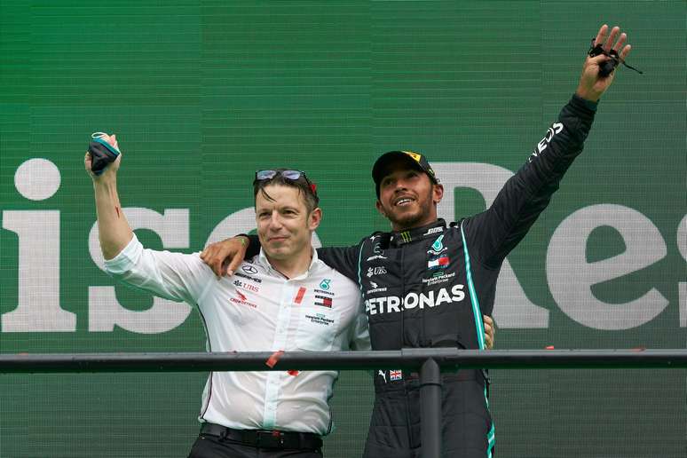 Lewis Hamilton não poupou elogios para o engenheiro Pete Bonnington 