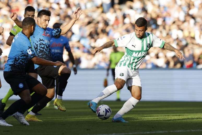 Matheus Henrique em ação pelo Sassuolo no Campeonato Italiano (Foto: Divulgação/Sassuolo)