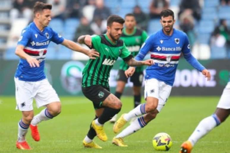 Matheus Henrique tem jogado como meia central (Foto: Divulgação/Sassuolo)