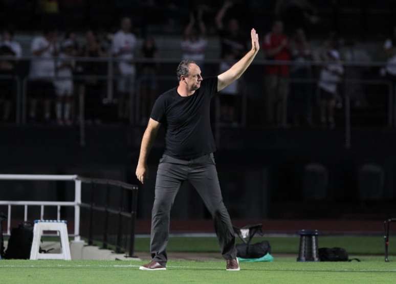 Rogério Ceni em ação durante São Paulo x Ituano (Foto: Rubens Chiri / saopaulofc.net)