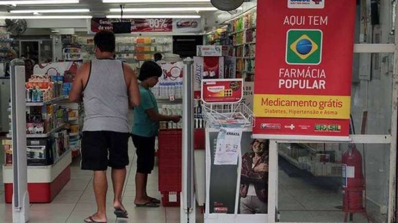 Portaria que exigia receita digital para acesso ao Farmácia Popular entrou em 'revogaço' do Ministério da Saúde.