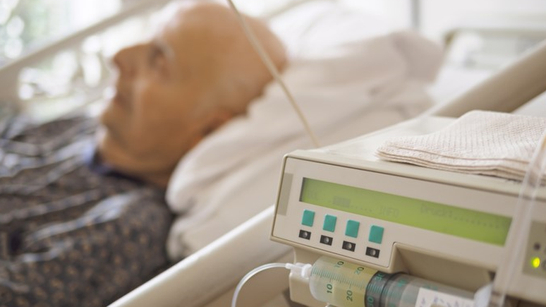 Os cuidados paliativos n&atilde;o significam morte e podem estar presentes desde o diagn&oacute;stico