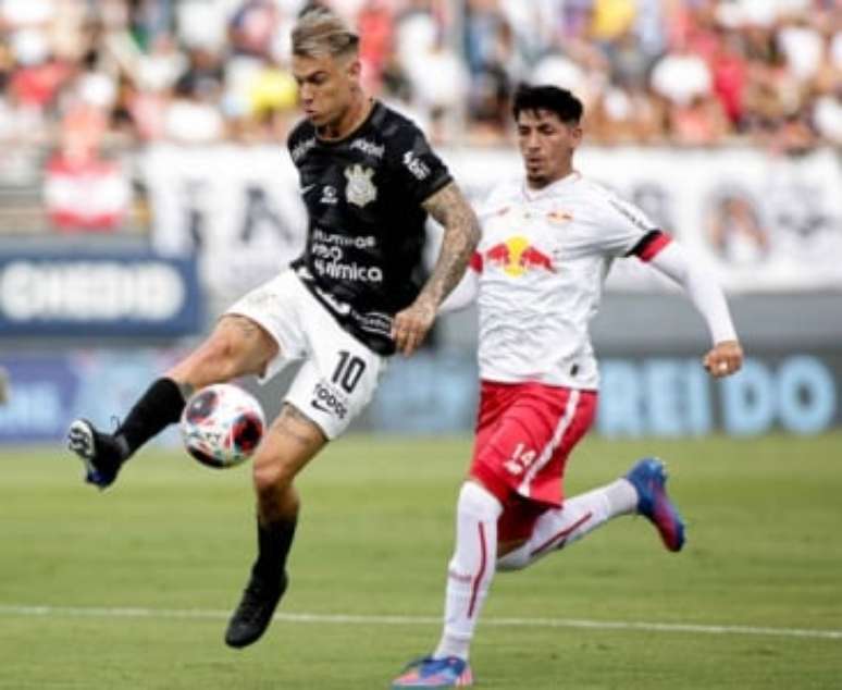 A única chance do Corinthians contra o Braga no primeiro tempo foi com Guedes (Foto: Rodrigo Coca/Ag.Corinthians)