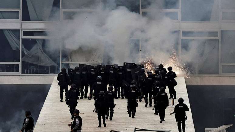 Forças de Segurança expulsaram os invadores do Palácio do Planalto