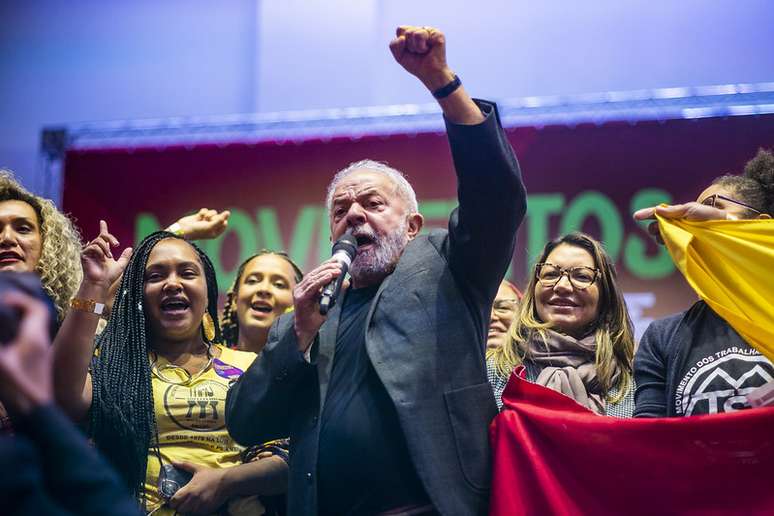 Presidente Lula tende a propor nova legislação de auxílio a trabalhadores autônomos