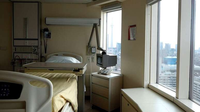 Quarto do Hospital Princesa Margaret em Toronto, onde a m&eacute;dica Madeline Li trabalha
