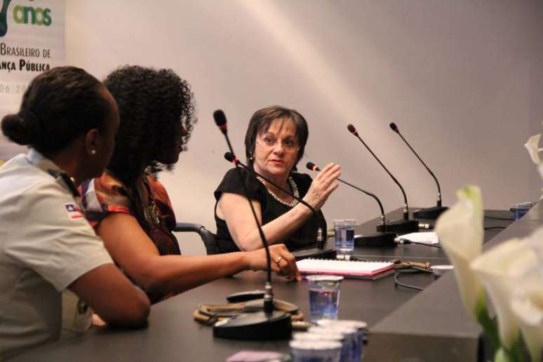 Na foto, a ativista Maria da Penha, que dá nome à lei sancionada em 2006