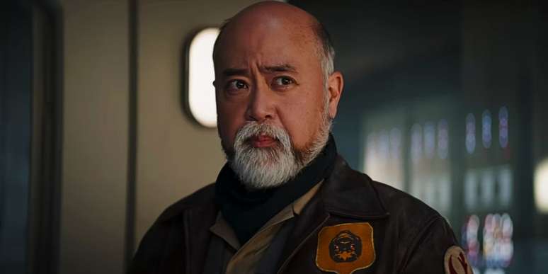 Carson Teva avisa sobre uma nova ameaça "lá fora" no trailer de The Mandalorian 3