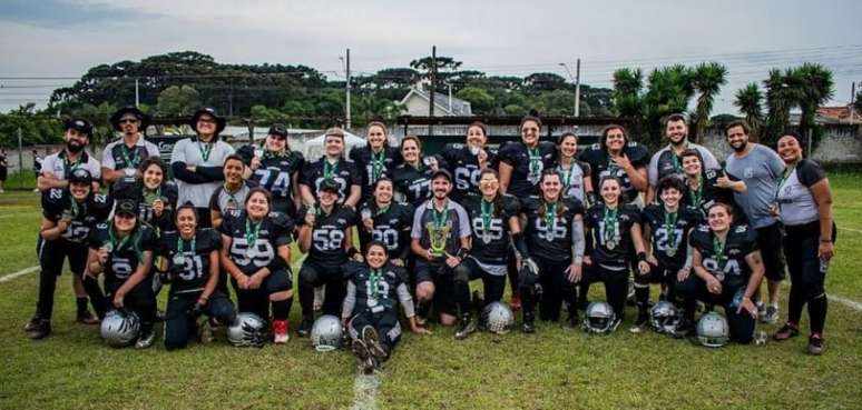 Parceiro da Unifacear, Curitiba Silverhawks luta pelo título da Liga  Brasileira de Futebol Americano Feminino - Unifacear