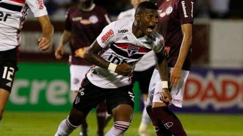 São Paulo não perde da Ferroviária desde 1995 (Rubens Chiri / saopaulofc.net)