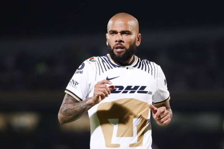 Daniel Alves defende o Pumas UNAM e jogou a Copa do Mundo de 2022