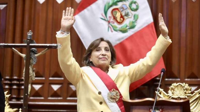 A atual presidente Dina Boluarte substituiu Castillo