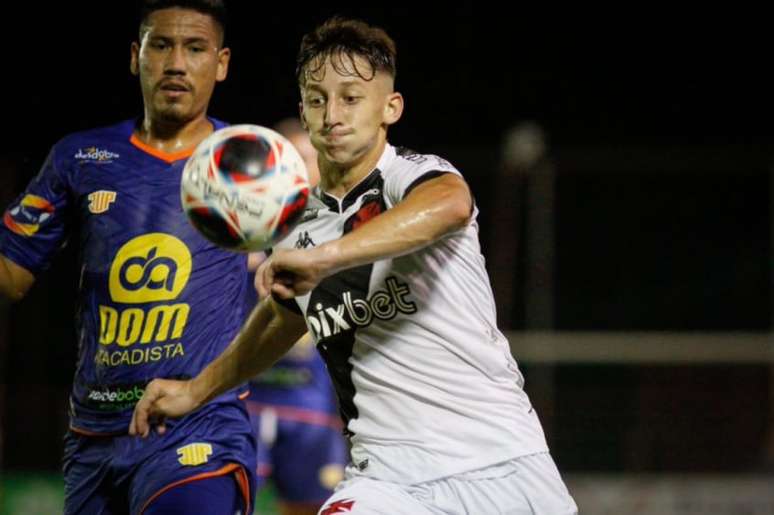 Vasco oscila, empata com o Audax Rio e segue sem vencer na temporada