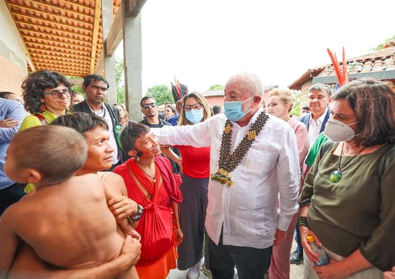 Presidente Lula esteve em Roraima neste sábado (21) para verificar situação do povo Yanomami