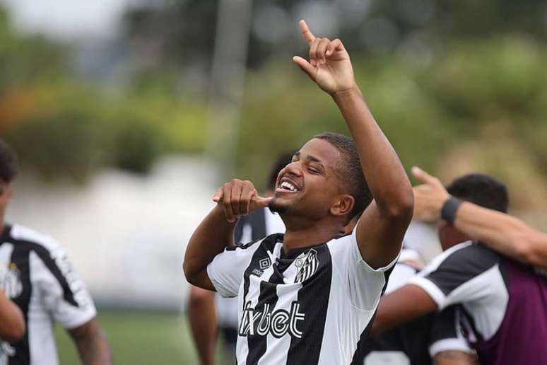 Atleta se destaca pelo Santos na Copinha (Foto: Divulgação)