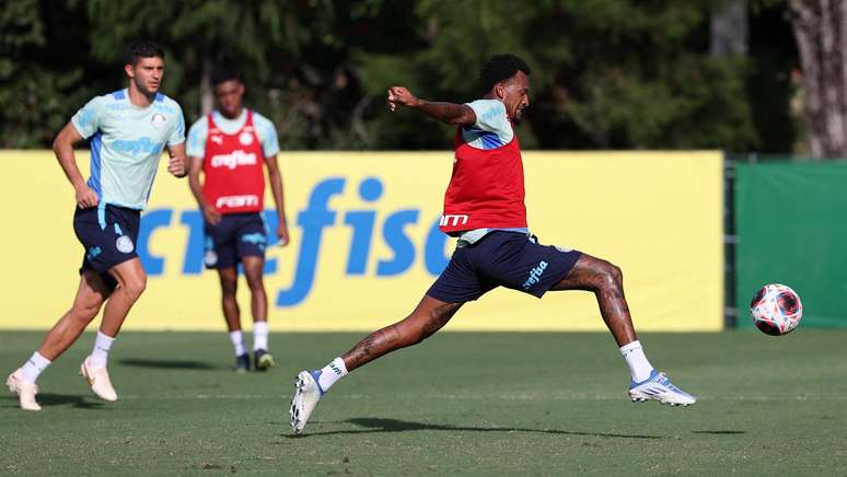 Palmeiras encerra preparação para clássico contra o São Paulo com trabalho tático