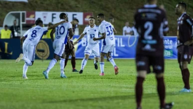 Nikão fez o primeiro gol com a camisa do Cruzeiro (Foto: Gustavo Aleixo/Cruzeiro)