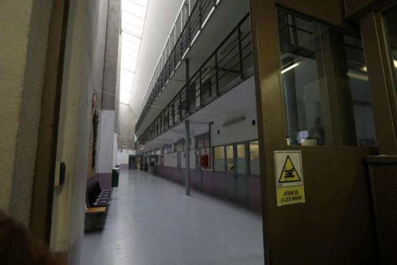 Penitenciária Brians 2, onde o jogador Daniel Alves está preso.