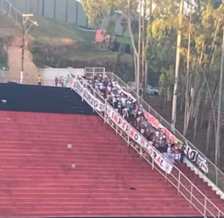 Torcida do Santa Cruz no Barradão