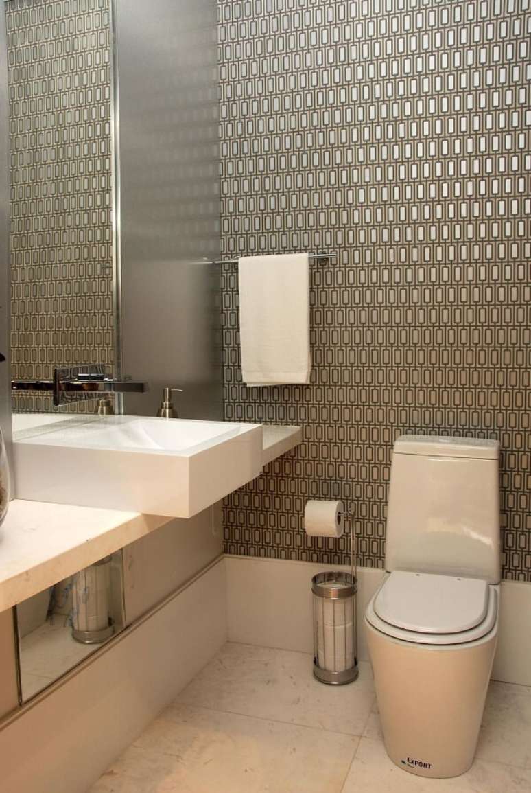 21. Decora&ccedil;&atilde;o de lavabo embaixo da escada &ndash; Foto Teresina Nigri