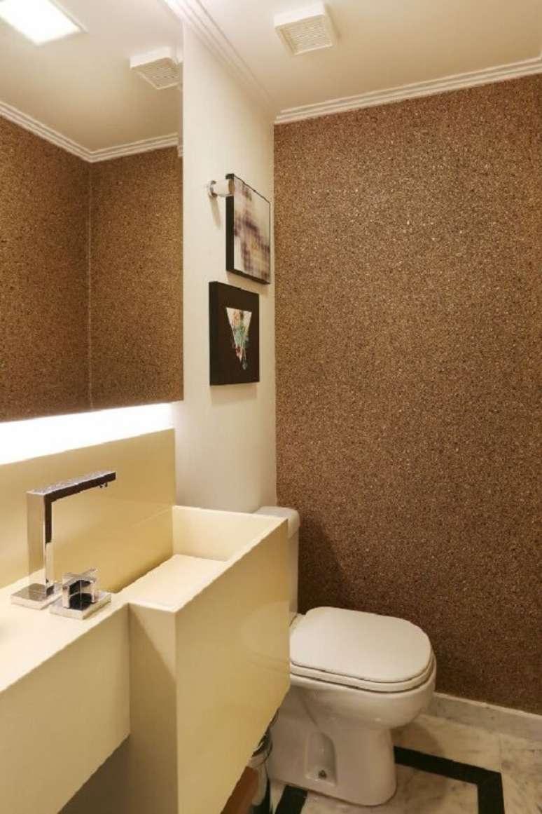 56. Lavabo moderno em bege e marrom &ndash; Foto Bianchi e Lima Arquitetura