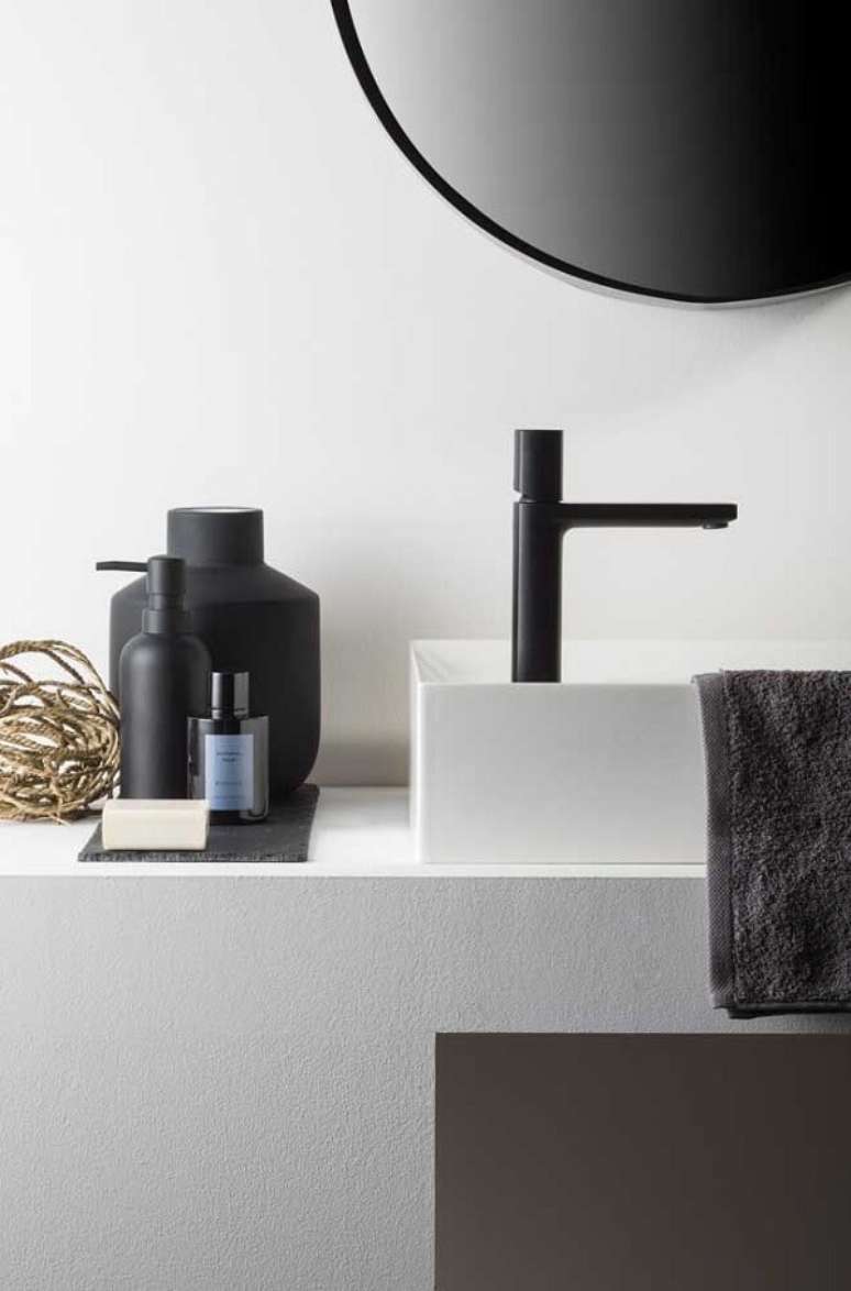 11. Acess&oacute;rios para lavabo moderno preto e branco &ndash; Foto Decor Facil