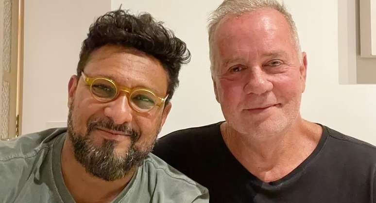 Luiz Fernando Guimarães com o marido, Adriano Medeiros: "Descobrimos a fórmula de estar juntos"