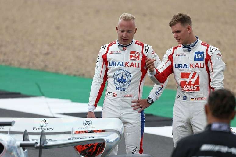 Nikita Mazepin e Mick Schumacher: Haas já teve dupla inexperiente na F1 — e não quer mais passar por isso 