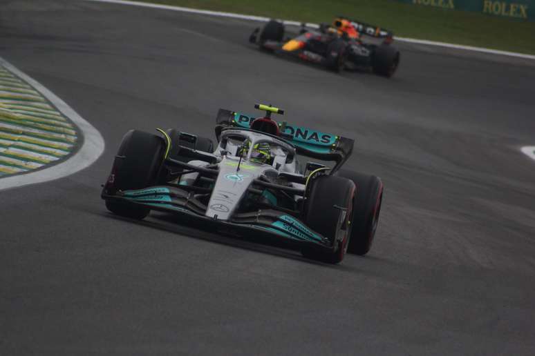 Lewis Hamilton e Max Verstappen relembraram 2021 em Interlagos 