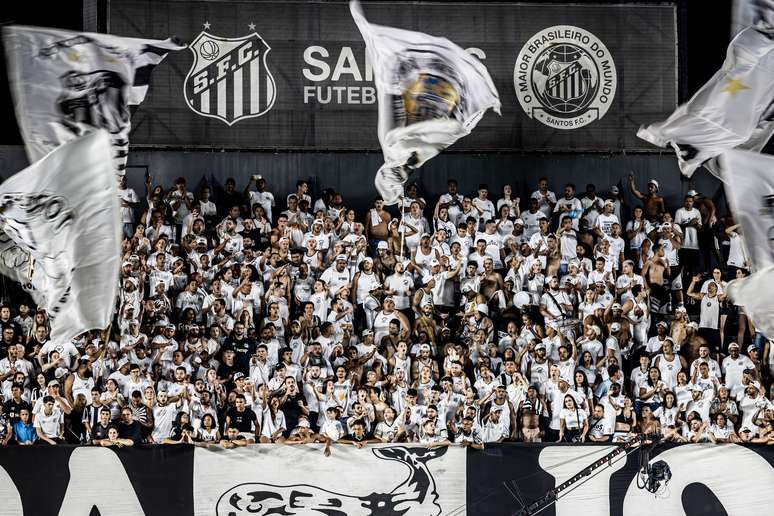 Santos inicia venda de ingressos para jogo contra Ferroviária no