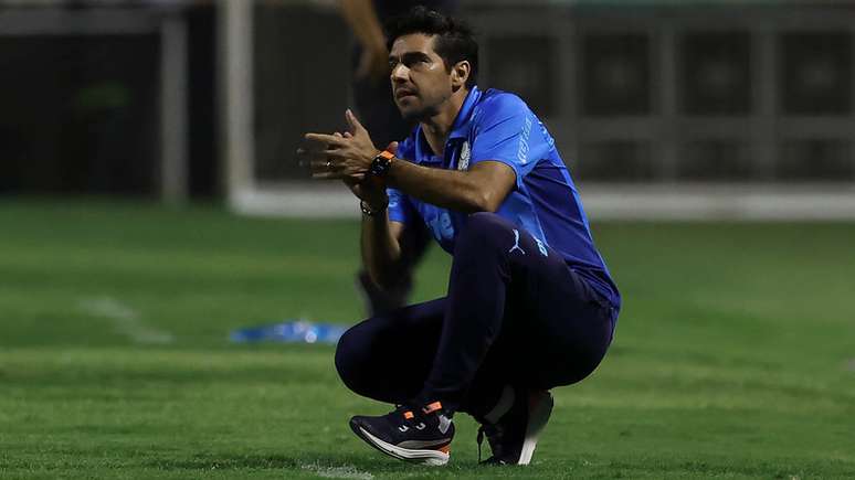Abel Ferreira vê polêmicas nesse início de ano como sinal de boa sorte para temporada