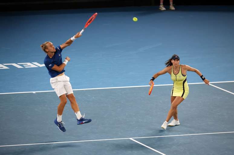 Luisa Stefani e Marcelo Melo são campeões nas duplas em torneios