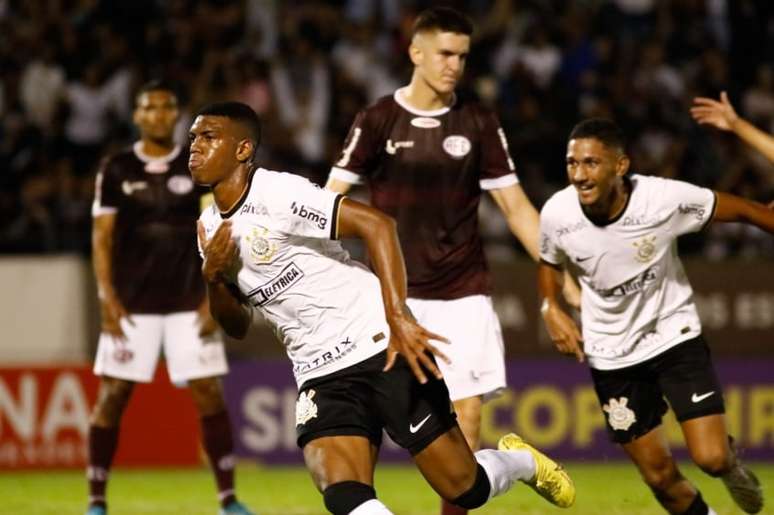 Artilharia e decisão nos momentos importantes do Corinthians