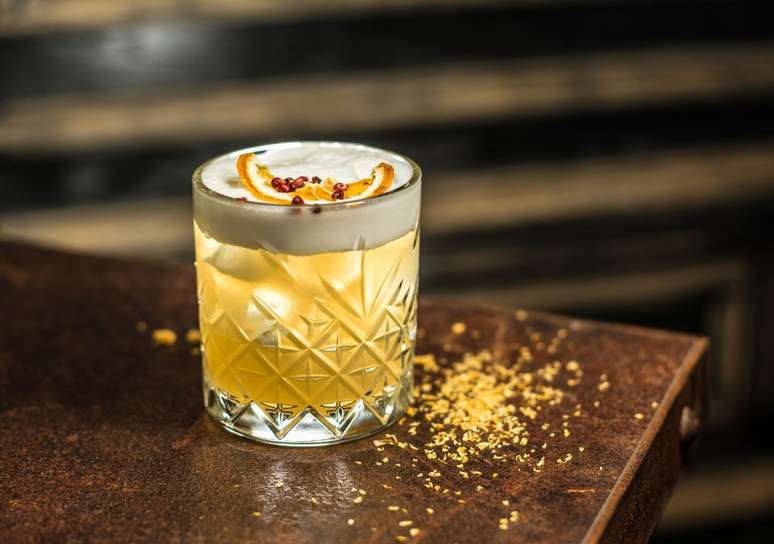 Guia da Cozinha - Whiskey Sour: um drink sensacional para o Happy Hour