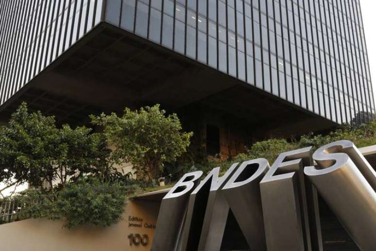 BNDES apoia empreendimentos que contribuam no desenvolvimento do País