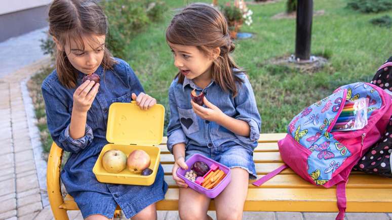 Uma lancheira nutritiva faz toda diferença no aprendizado das crianças – Foto: Shutterstock