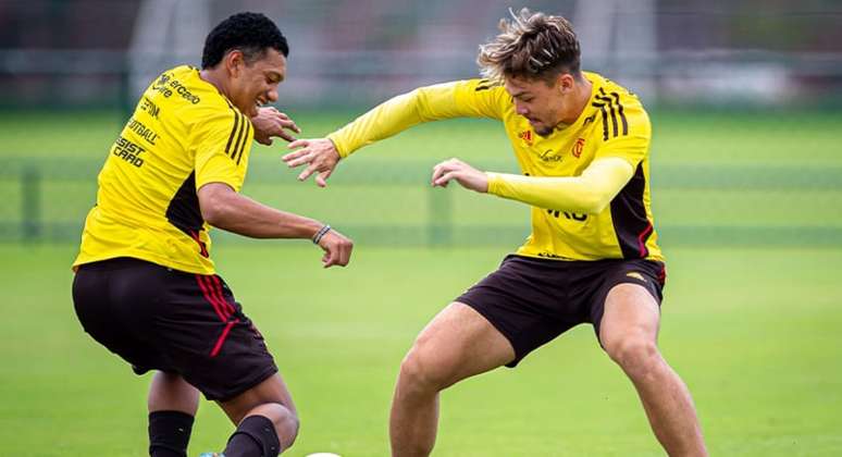 Zagueiro do Flamengo sofre lesão grave: Momento tão doloroso