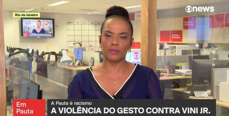 Flávia Oliveira disse estar exausta por testemunhar tanta violência e injustiça contra negros
