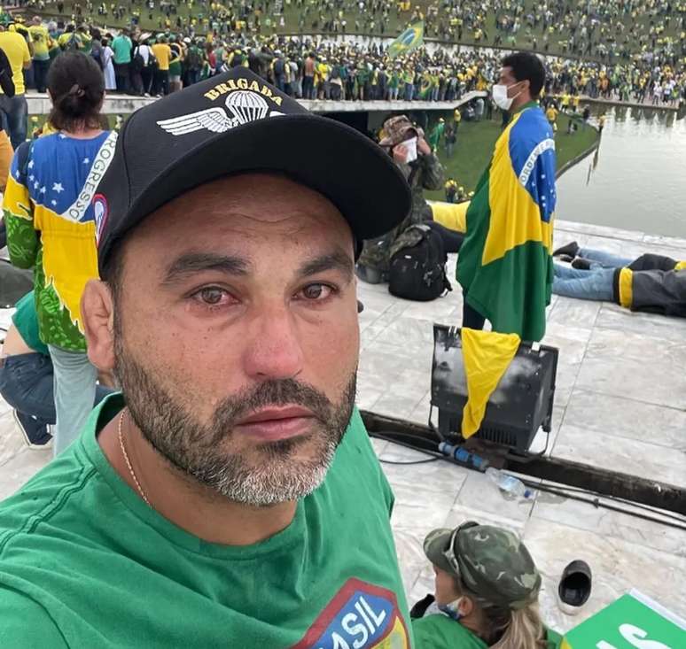 Sobrinho de Bolsonaro é alvo de operação da PF por participação nos atos terroristas