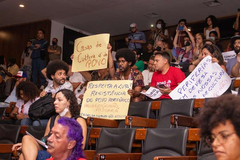 Sala Jardel Filho, no CCSP, ficou lotada em audiência marcada para debater concessão