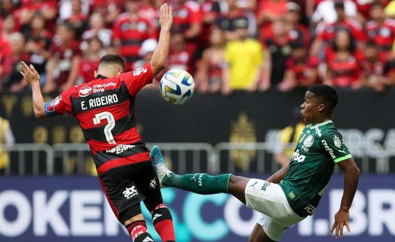 Endrick comenta adaptação ao profissional do Palmeiras e avisa: 'Tenho que ir para cima'